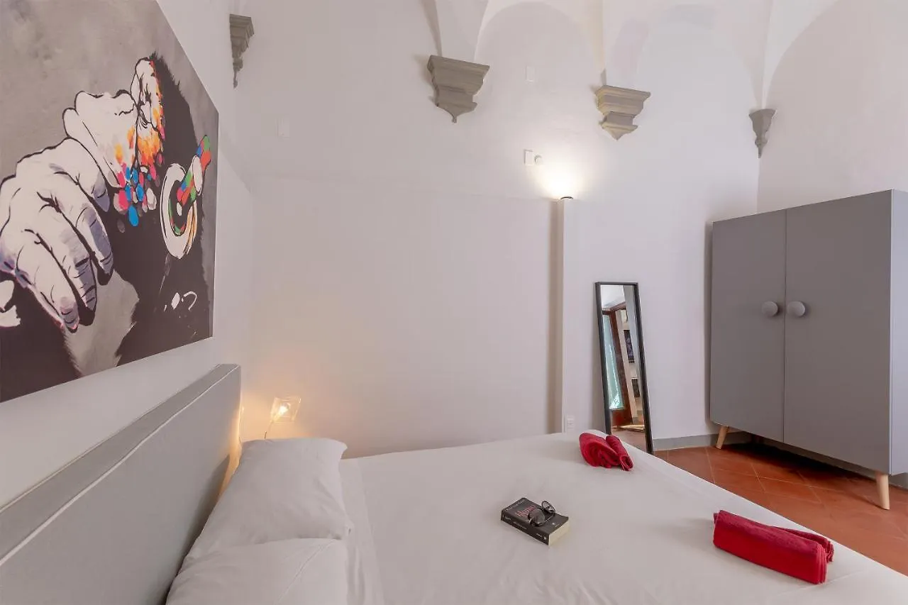 Ferienwohnung Ground Floor With Patio-Ghibellina 65 Florenz 0*,