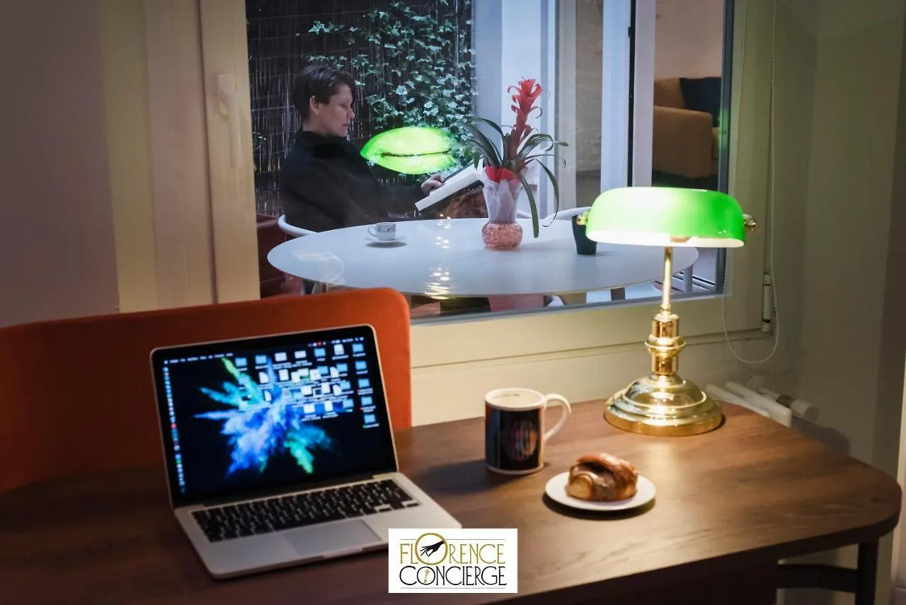 Apartment Ferienwohnung Ground Floor With Patio-Ghibellina 65 Florenz Italien