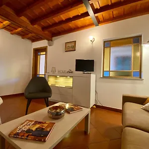 Cozy 4th And Top Floor Florence