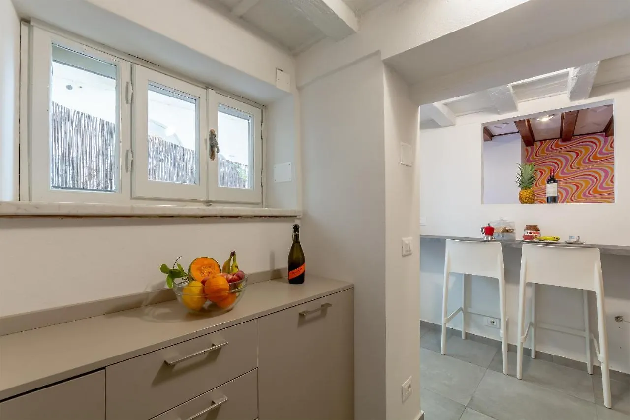 Appartement Ground Floor With Patio-Ghibellina 65 à Florence 0*,