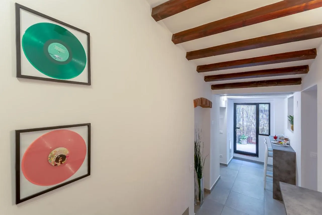 Ground Floor With Patio-Ghibellina 65 Apartment Florence 0*,